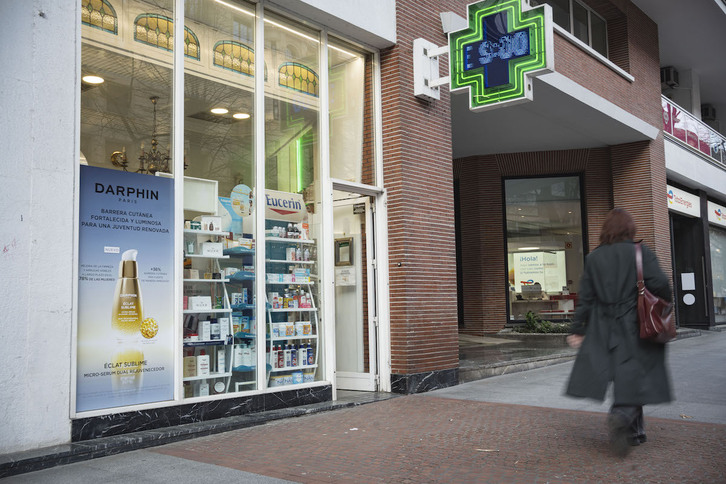 Una farmacia en Bilbo.