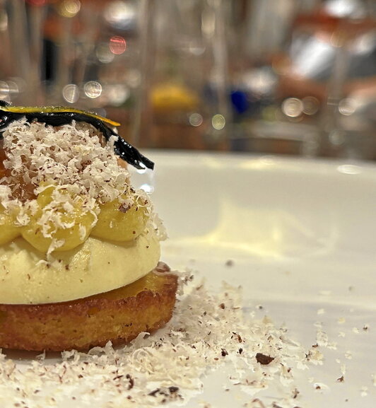 Los asistentes a la cena ofrecida en Errioguarda disfrutaron de un menú y un ambiente excelentes.