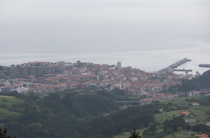 Vista de Bermeo desde Sollube.