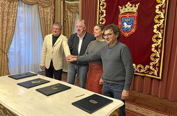 Armendáriz, Asiron, Curiel y Mauleón unen sus manos tras firmar el tercer acuerdo presupuestario de esta legislatura.