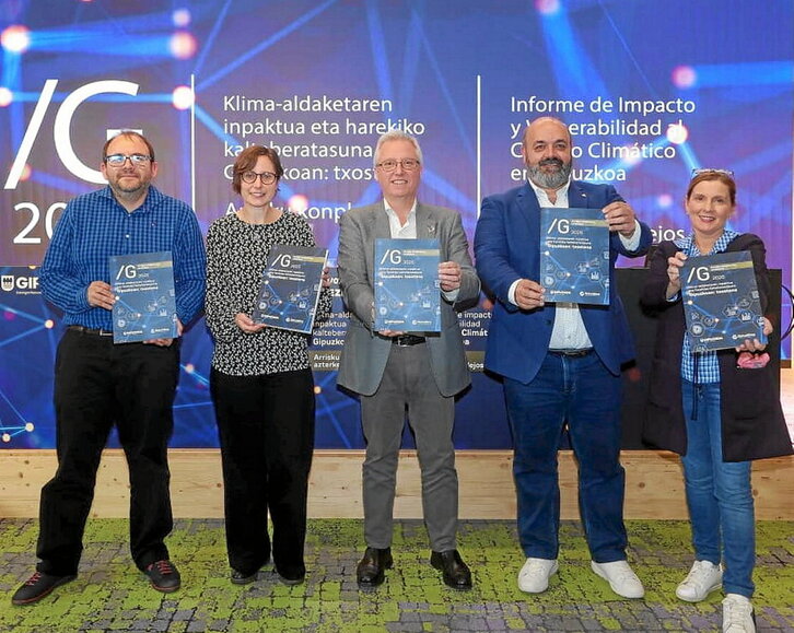 Naturklimaren egoitzan aurkeztu dute txostena.