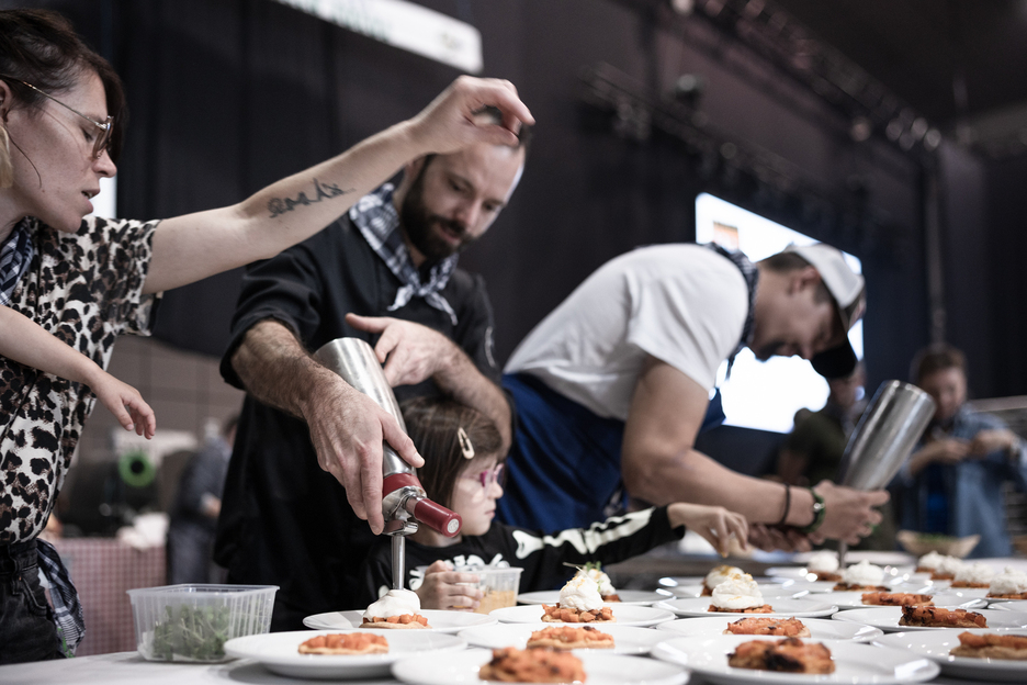 À Lurrama, le dimanche est toujours synonyme de repas des chefs.