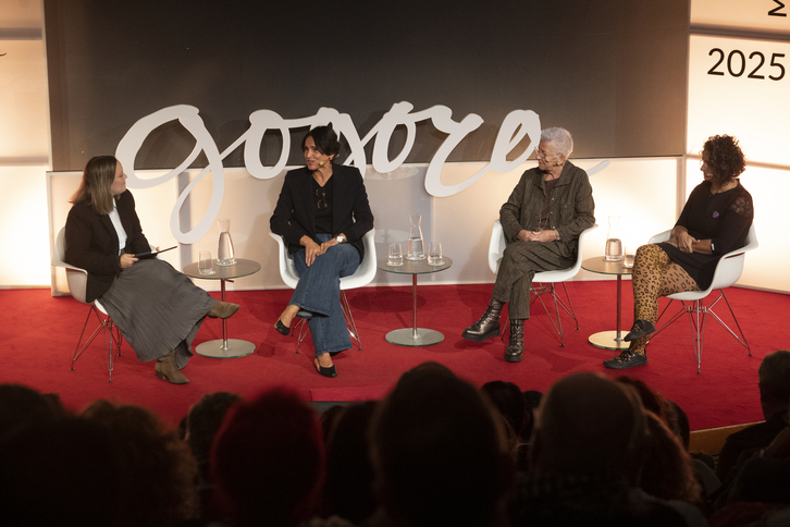 Machimbarrena, Lasa y Fernández en el Palacio Europa de Gasteiz.