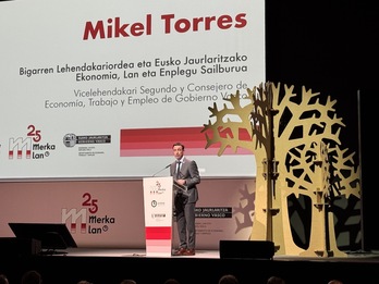 El vicelehendakari Mikel Torres, en la apertura de la Feria de Empleo y Formación-MerkaLan.