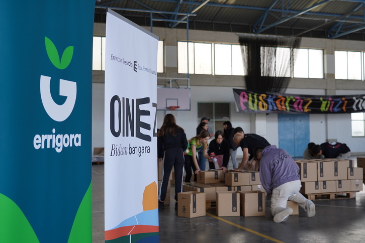 Errigorak San Fermin ikastolan antolatutako auzolan erraldoia.