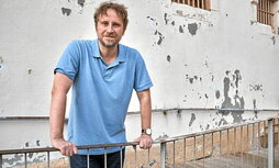 Volodymyr Ishchenko soziologoa, Bartzelonan ateratako argazkian.