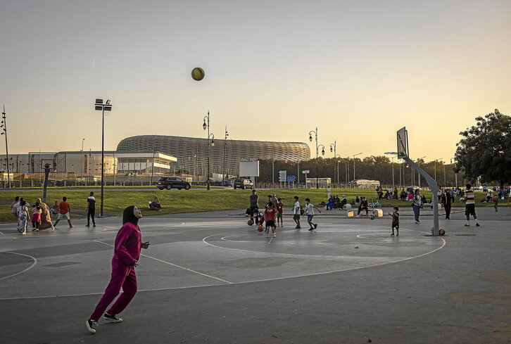 Alrededores del estadio de Rabat.  Jairo Vargas