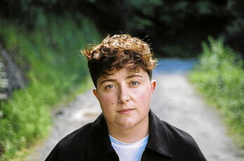 Oiartzungo MECCA estudioan grabatu du Esanezinek bere disko berriena.