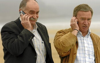 Xabier Azkargorta -a la izquierda- y Javier Clemente, dos de los técnicos vascos con mayor experiencia mundial.