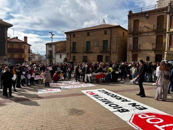 Presentación de la nueva plataforma contra la planta de biometano en Arroniz.