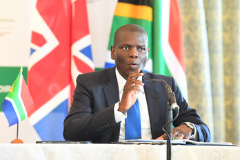 El ministro de Relaciones Internacionales y Cooperación de Sudáfrica, Ronald Lamola.