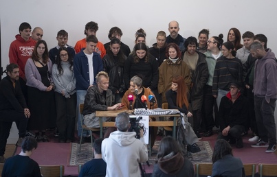 Musikariak Palestinarekin taldea Iruñean egindako agerraldian.