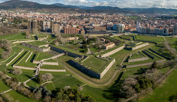 La Ciudadela de Iruñea fue tomada por las tropas de Napoleón en 1808 utilizando bolas de nieve.