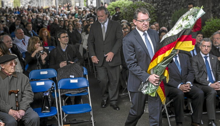 Representación alemana en 2017, en Gernika, en los actos del 80 aniversario del bombardeo de la localidad.
