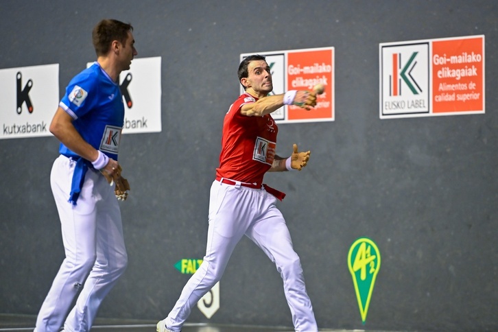 Altuna eta Peio Etxeberria, Lau eta Erdian jokatu zuten finalerdian.