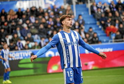 La impotencia del Alavés, reflejada en el rostro de Lucas Boyé.