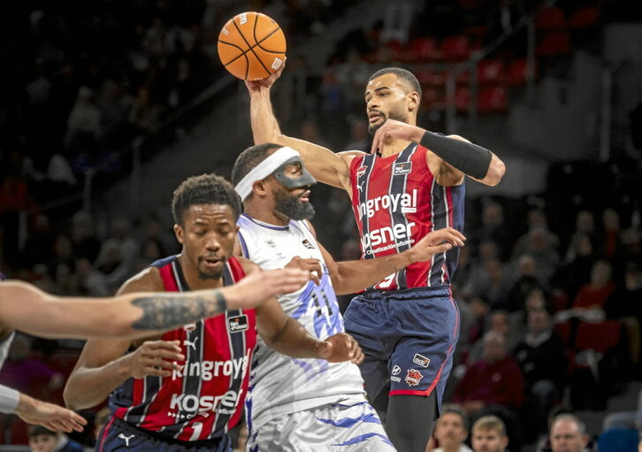 Tim Luwawu-Cabarrot fue el máximo anotador del encuentro, con 24 puntos.