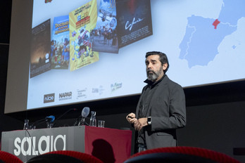 Carlos Fernández de Vigo en la presentación de Salaia en los cines Golem Baiona de Iruñea.