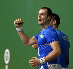 Laso eta Albisu, pozarren.