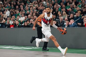 Luwawu-Cabarrot oso bakarrik geratu da azkenerako.