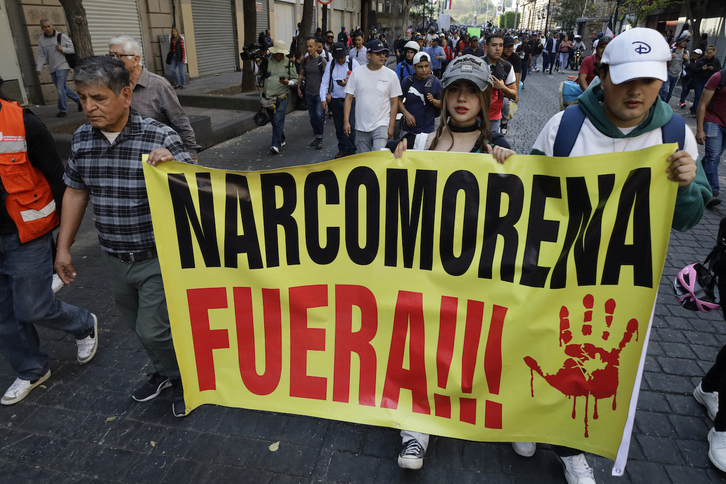 Apenas dos centenares de personas secundaron el pasado día 20 la marcha convocada en Ciudad de México contra el Gobierno de Sheinbaum.