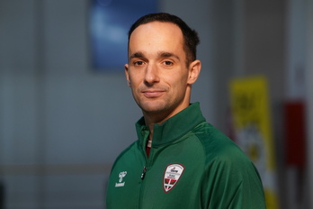 Iñaki Urrutia, Nazioen Ligarako Euskal Selekzioak egin zuen aurkezpenean.