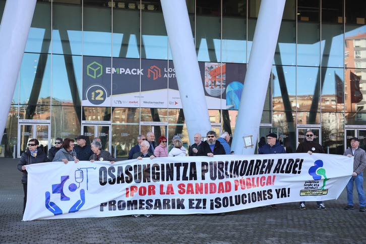 OPA herri plataformak Barakaldon egindako elkarretaratze bat.