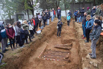 Exhumación en el cementerio municipal de Berriozar donde se localizaron los restos de Epifanio Osoro.