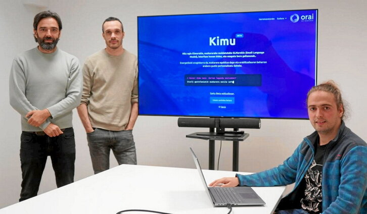Kimu izeneko euskarazko txatbot berriaren egileak.