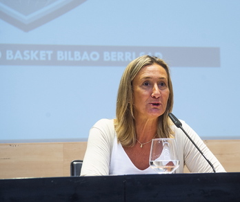 La presidenta de Bilbao Basket Isabel Iturbe ha presidido la creación de «Bilbao Basket Sustraitzen».