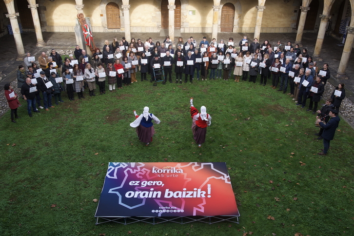 AEKk Oñatiko Unibertsitatean larunbat honetan egindako ekitaldia.