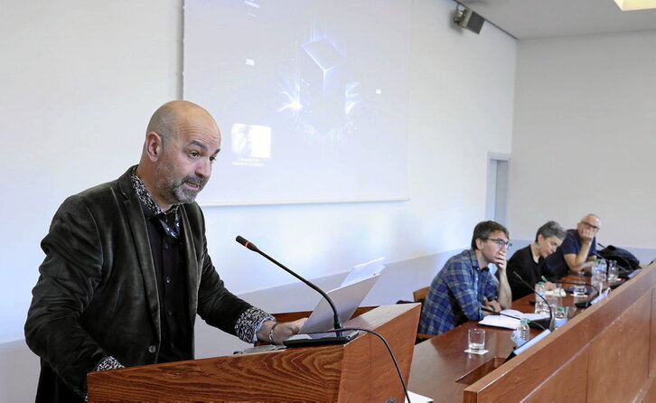 Igor Calzada Ikerbasque fundazioko ikertzailea, Emergent Sovereignties nazioarteko kongresuan.