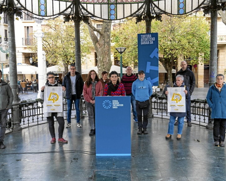 Comparecencia de Torturatuen Sarea en Donostia.