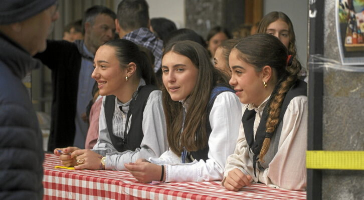 Azkoitian giro ederrean igaro zuten atzoko San Andres Eguna.