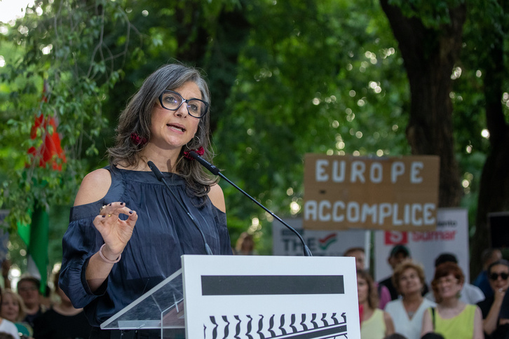 Francesca Albanese, ekainean Madrilen Palestinak pairatzen duen genozidioaren kontrako ekitaldi batean.