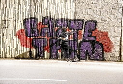 Ernaik Abadiñon egindako grafitia.