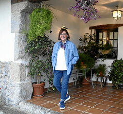 Plazak 2022an hartu zuen erretiroa.