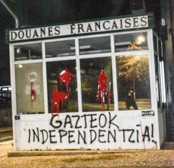 Acción de Ernai en la aduana de Dantxarinea.