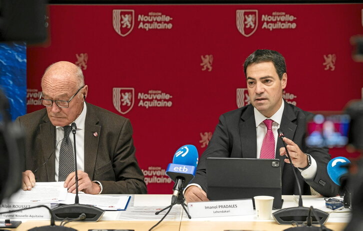 Alain Rousset junto a Imanol Pradales en la rueda de prensa ofrecida en Burdeos.
