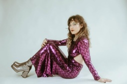 Lide Hernando musikariak gidatzen du Bele egitasmoa.