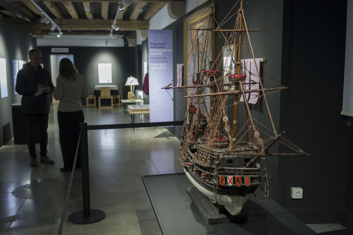 Erakusketaren irudi bat.