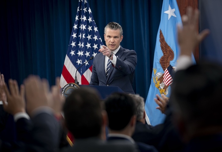 El Secretario de Defensa de los Estados Unidos, Pete Hegseth, durante uan conferencia de prensa en el Pentágono.