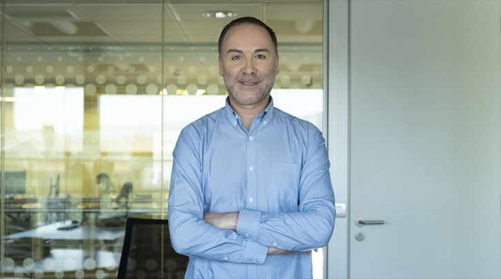 Unai Iparagirre, artxiboko argazki batean.