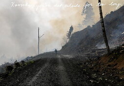 Fotograma de la instalación audiovisual «Desmayos», de Sky Hopinka, que nos acerca a la cultura de los pueblos indígenas y se puede ver en el Museo Guggenheim de Bilbo hasta el 20 de febrero.