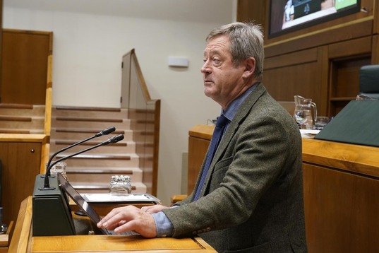 El consejero de Seguridad, Bingen Zupiria, ha defendido su trabajo.