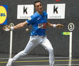 Zabala ikaragarri aritu zen Bartzelonan.