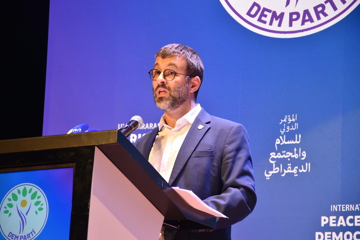 Igor Zulaika, Istanbulen.