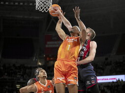 Kameron Taylor evitó la prórroga anotando sobre la bocina.