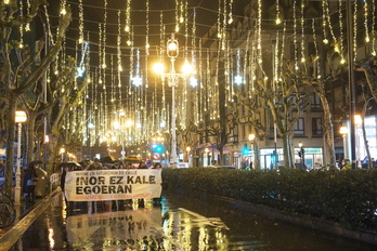 Protesta en Donostia por el desalojo de Martutene el pasado jueves.