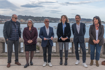 Ezenarro buru duen zerrendako kide nagusiak aurkeztu dira abenduaren 9an eginiko agerraldian.